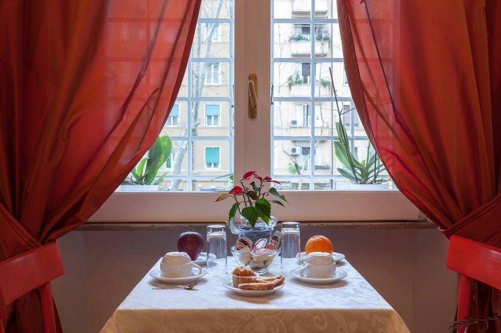 Roma In Una Stanza Guesthouse Экстерьер фото